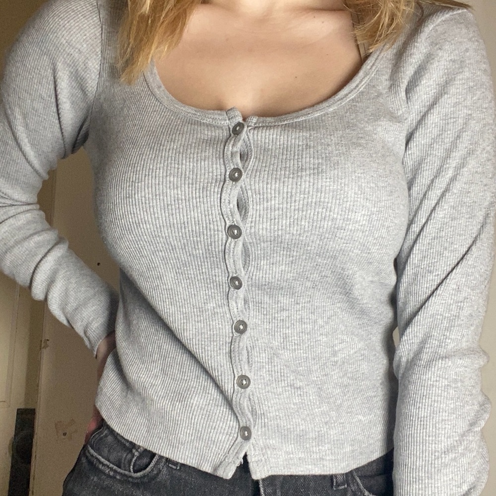 Brandy Melville Zelly Top 💜